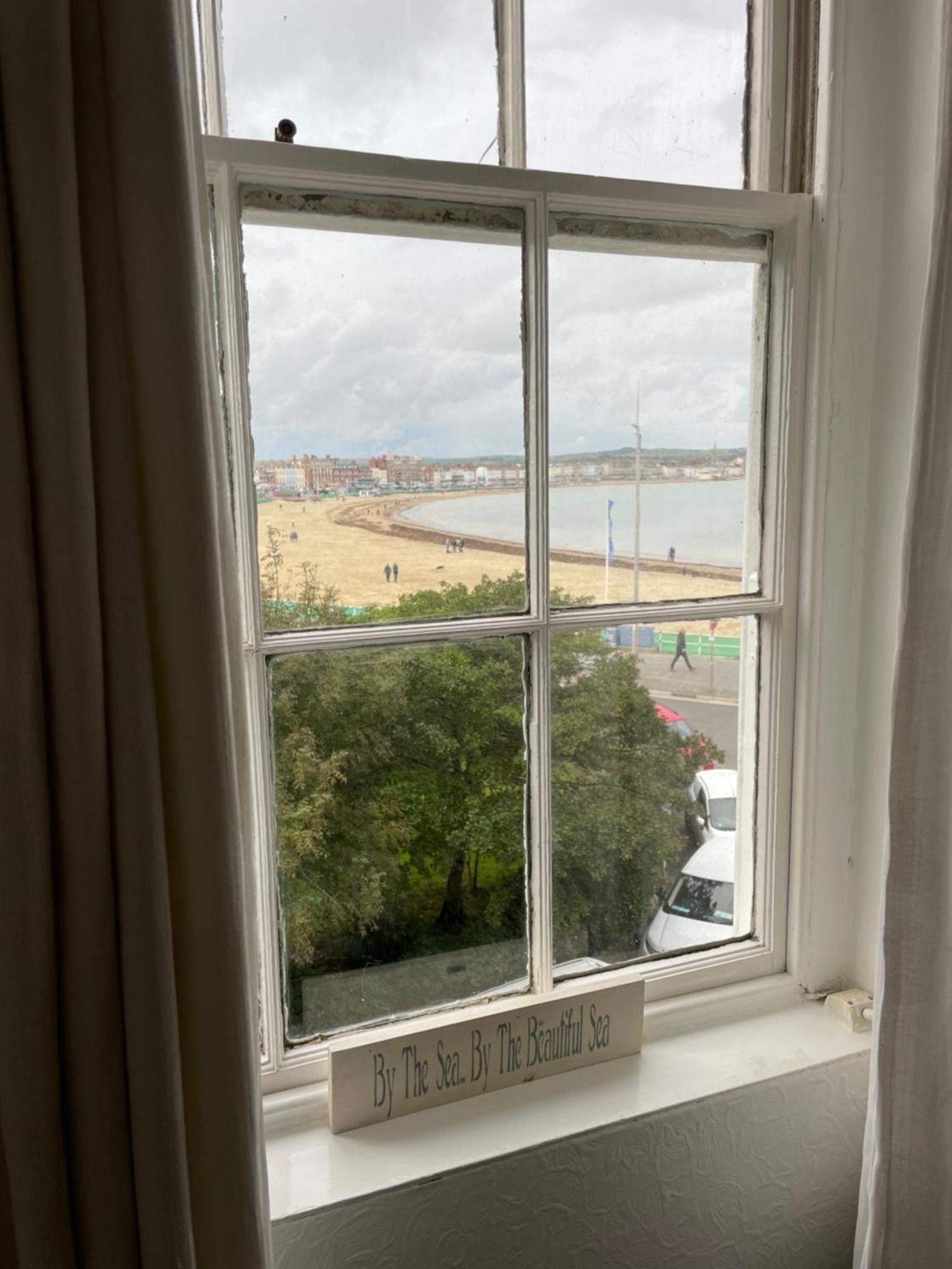 Seascape Guest House Weymouth Buitenkant foto